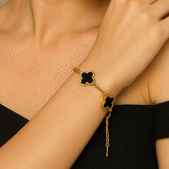 Kissmis Anti-Tarnish Black Clover Charm Bracelet – Gold Tone