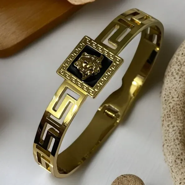 KMS-BRC-MEDUSA-GLD-01 (1)